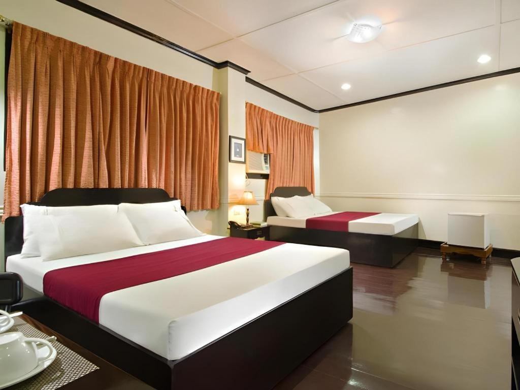 Vest Grand Suites Panglao Buitenkant foto