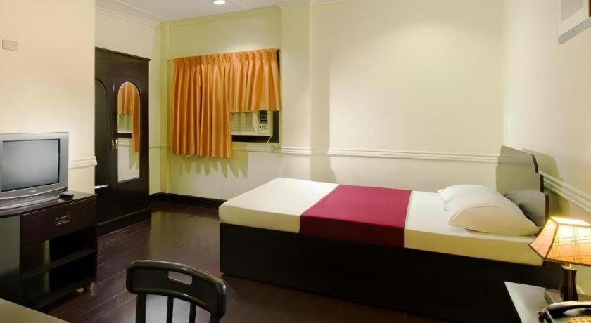 Vest Grand Suites Panglao Buitenkant foto