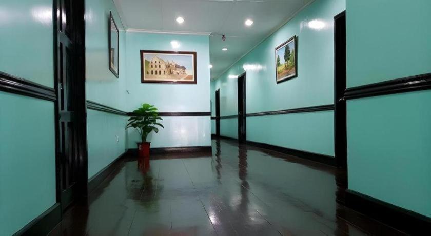Vest Grand Suites Panglao Buitenkant foto