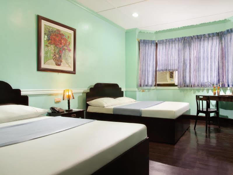 Vest Grand Suites Panglao Buitenkant foto