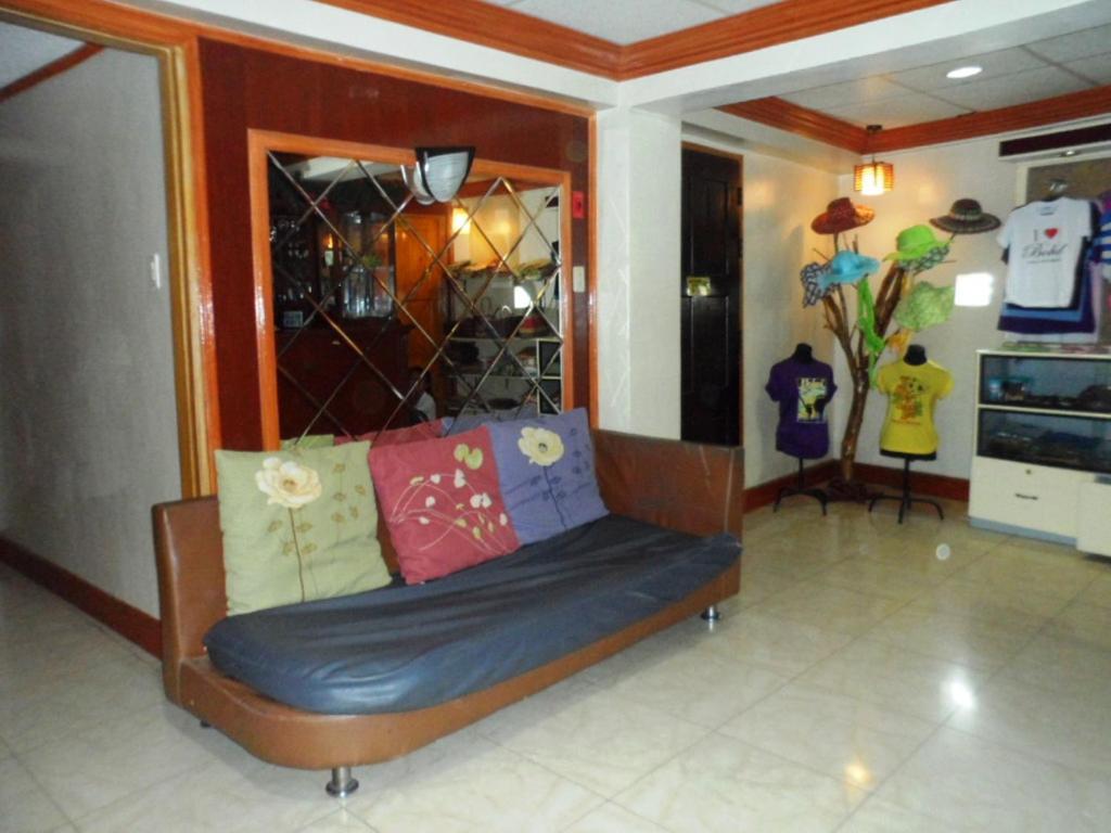 Vest Grand Suites Panglao Buitenkant foto